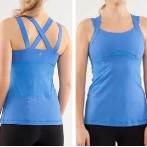 Lululemon Chaturanga Tank Top Luxtreme Shelf Bra Blue Size 8 Tank Top - Picture 1 of 6